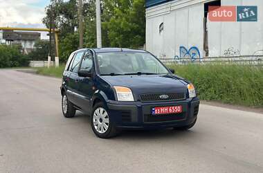 Хетчбек Ford Fusion 2008 в 