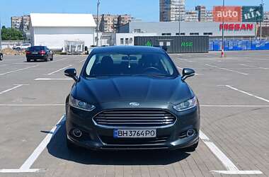 Седан Ford Fusion 2014 в 