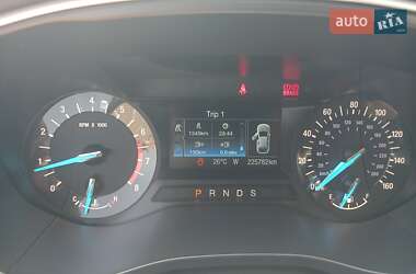 Седан Ford Fusion 2014 в 
