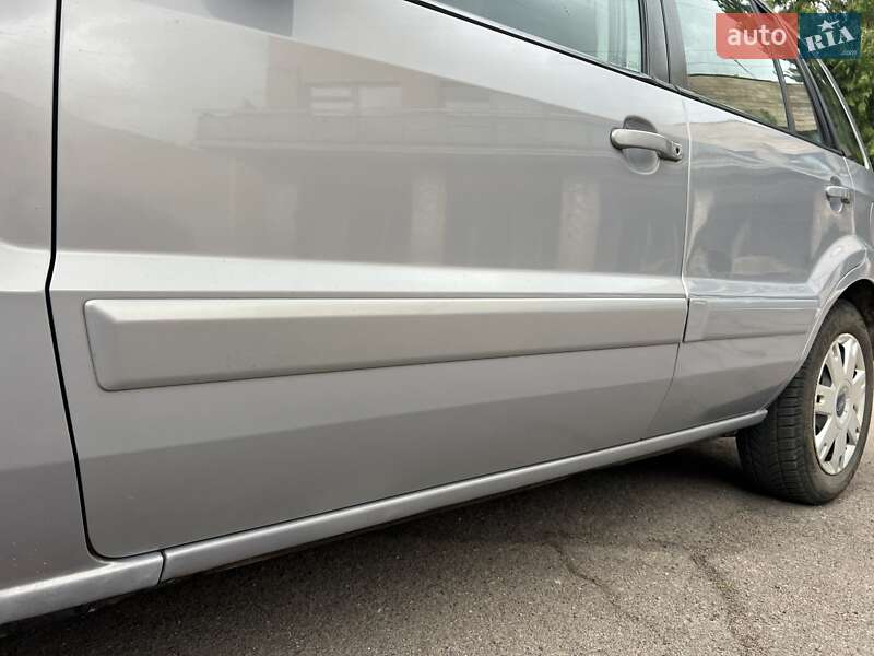Хетчбек Ford Fusion 2011 в Ніжині