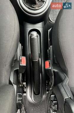 Хэтчбек Ford Fusion 2011 в 