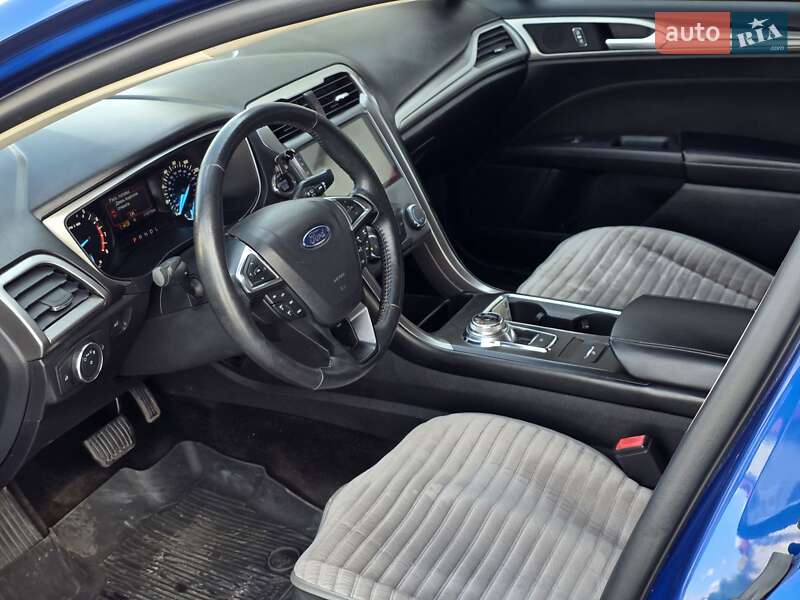 Седан Ford Fusion 2017 в Тернополе