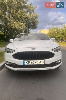 Седан Ford Fusion 2017 в 