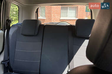 Хэтчбек Ford Fusion 2007 в 