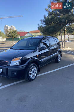 Хэтчбек Ford Fusion 2008 в 