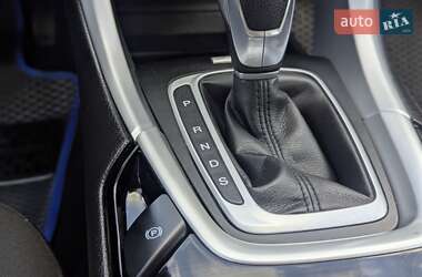 Седан Ford Fusion 2015 в 
