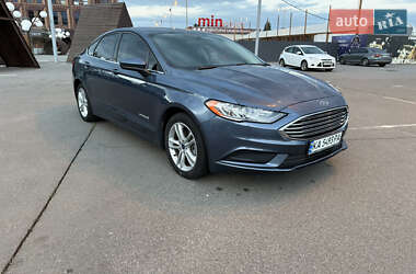Седан Ford Fusion 2018 в 