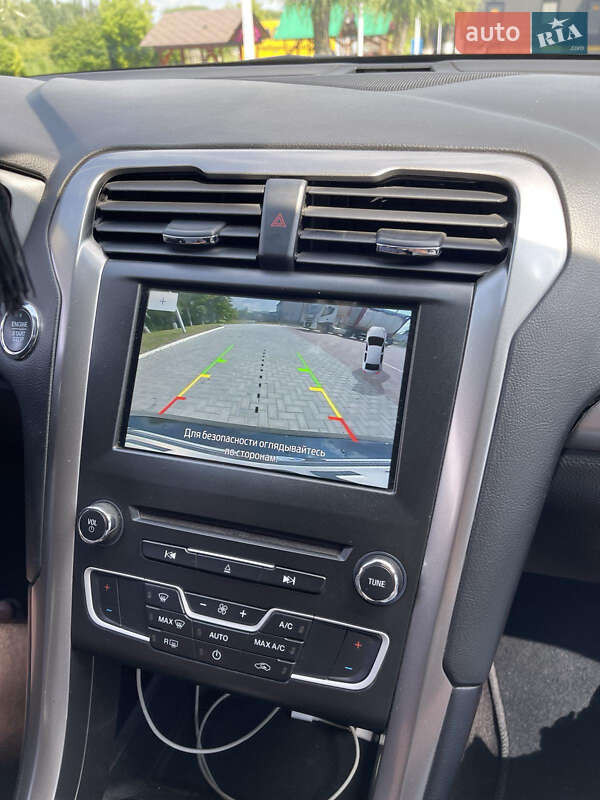 Седан Ford Fusion 2017 в Черновцах