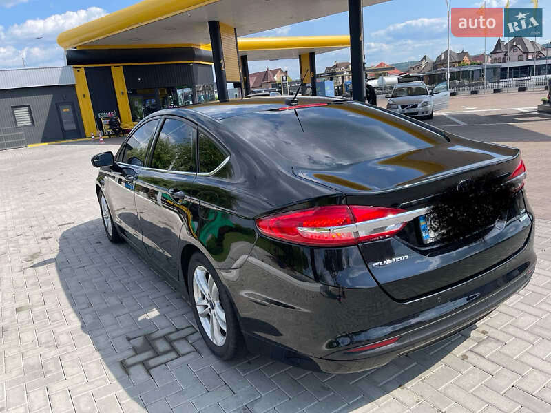 Седан Ford Fusion 2017 в Черновцах