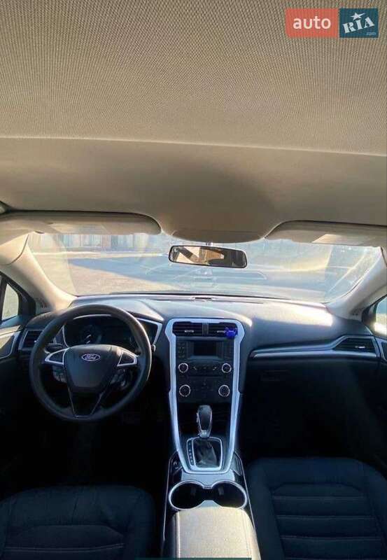 Седан Ford Fusion 2014 в Луцке