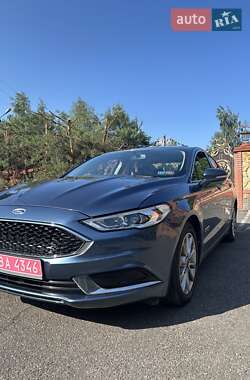 Седан Ford Fusion 2018 в 