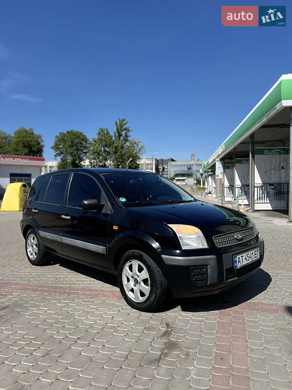 Хетчбек Ford Fusion 2007 в Івано-Франківську