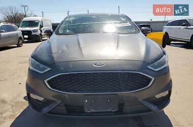 Седан Ford Fusion 2017 в 