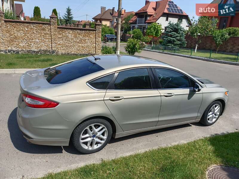 Седан Ford Fusion 2015 в Ровно фото 9 Седан Ford Fusion 2015 в Ровно