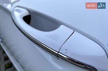Седан Ford Fusion 2019 в 