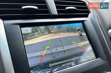 Седан Ford Fusion 2017 в 