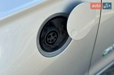 Седан Ford Fusion 2014 в 