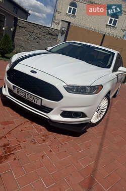 Седан Ford Fusion 2014 в 