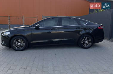 Седан Ford Fusion 2014 в 