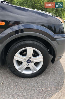 Хэтчбек Ford Fusion 2011 в 