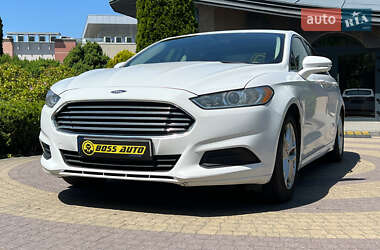 Седан Ford Fusion 2014 в 