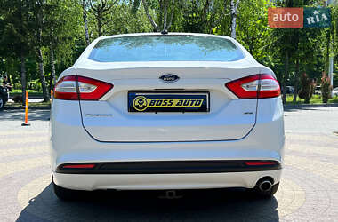 Седан Ford Fusion 2014 в 