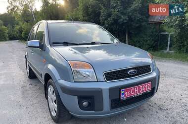 Хэтчбек Ford Fusion 2009 в 