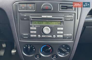 Хэтчбек Ford Fusion 2009 в 