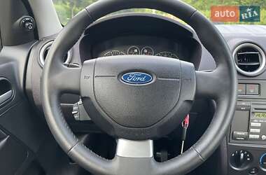 Хэтчбек Ford Fusion 2009 в 