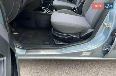 Хэтчбек Ford Fusion 2009 в 