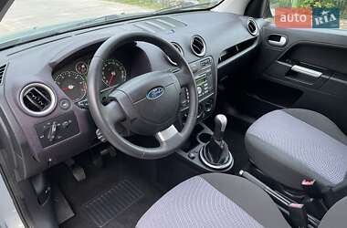Хэтчбек Ford Fusion 2009 в 