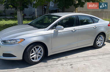 Седан Ford Fusion 2013 в 