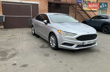 Седан Ford Fusion 2017 в 