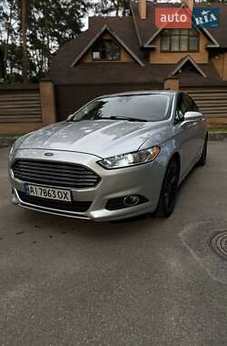 Седан Ford Fusion 2013 в 