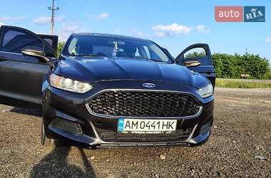 Седан Ford Fusion 2014 в 