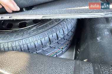 Хэтчбек Ford Fusion 2006 в 