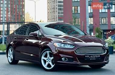 Седан Ford Fusion 2015 в Києві