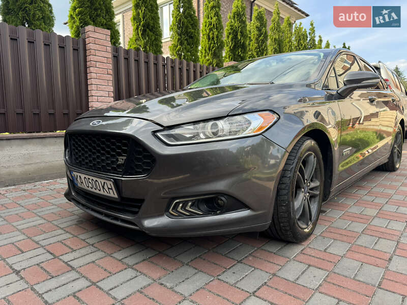 Седан Ford Fusion 2015 в Киеве фото 2 Седан Ford Fusion 2015 в Киеве
