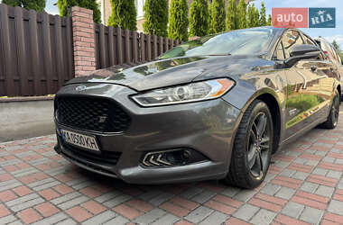 Седан Ford Fusion 2015 в 