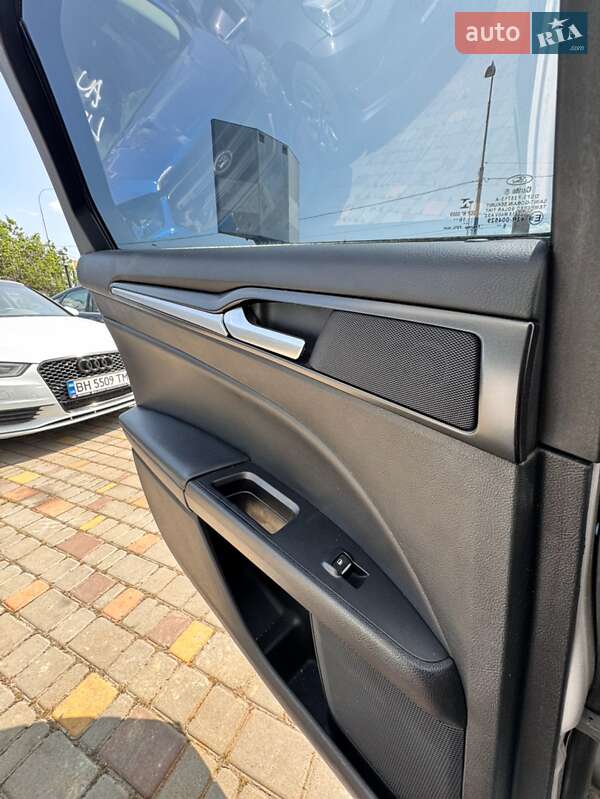 Седан Ford Fusion 2016 в Одессе фото 16 Седан Ford Fusion 2016 в Одессе