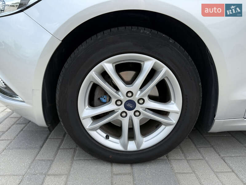 Седан Ford Fusion 2018 в Днепре