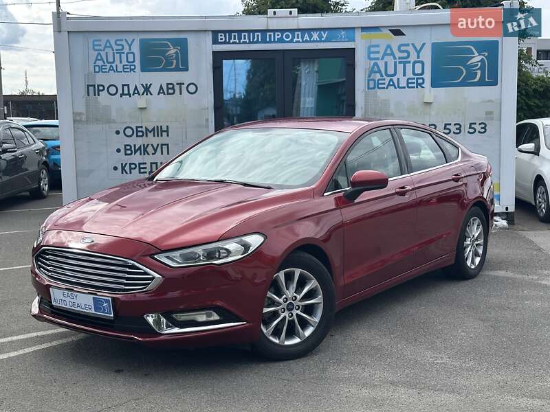 Седан Ford Fusion 2017 в 