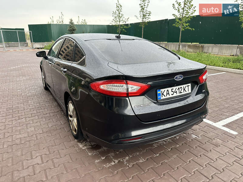 Седан Ford Fusion 2015 в Киеве