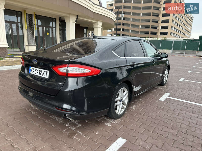 Седан Ford Fusion 2015 в Киеве
