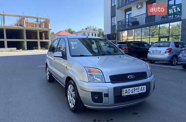 Хэтчбек Ford Fusion 2010 в Ужгороде