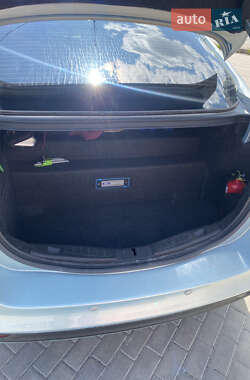 Седан Ford Fusion 2014 в 