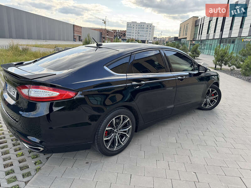 Седан Ford Fusion 2015 в Хмельницькому