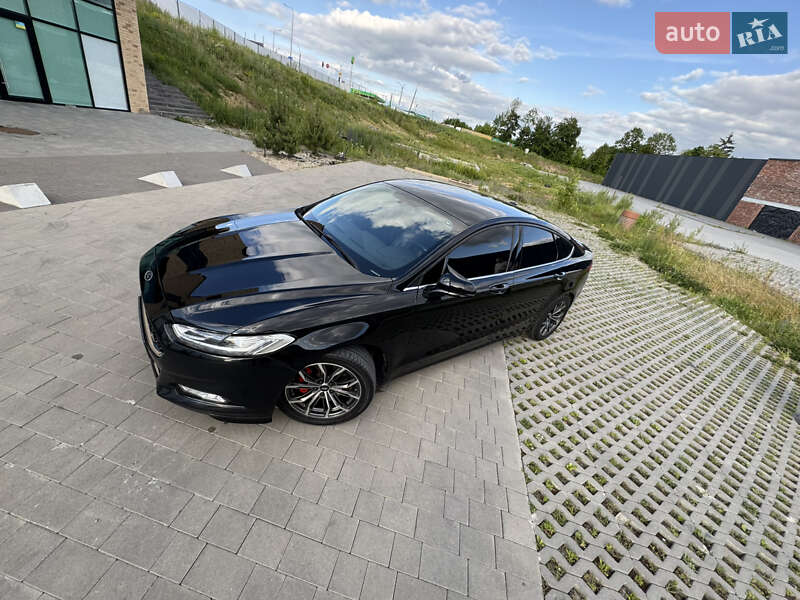 Седан Ford Fusion 2015 в Хмельницькому