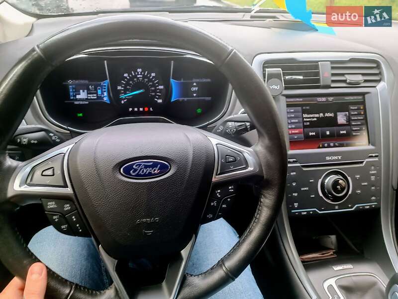 Седан Ford Fusion 2013 в Киеве