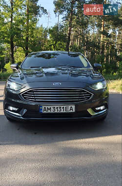 Седан Ford Fusion 2017 в 